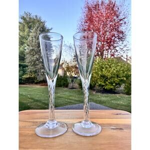 Simon Pearce Stratton Flutes – Set of 2 Handblown Glass Champagne Glasses (USA)